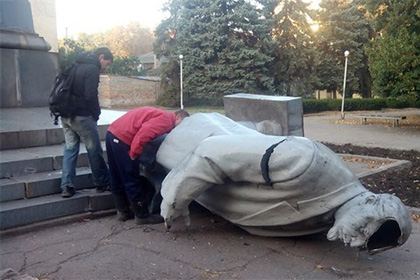 Памятник Ленину в Кривом Роге
