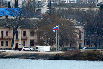 Российский флаг в Севастополе 