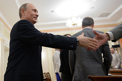 В Кремле рассказали о силе путинского рукопожатия