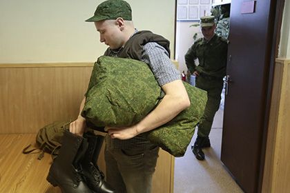 Отслуживших в украинской армии жителей Крыма освободили от призыва