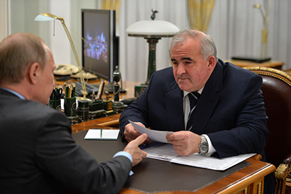 Владимир Путин (слева) и Сергей Ситников 