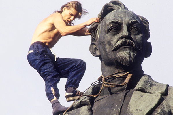 Демонтаж памятника Дзержинскому на Лубянке. 22 августа 1991 года 