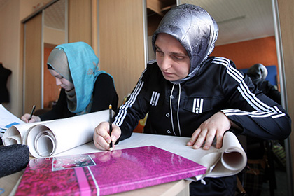 Россияне рассказали о негативном отношении к хиджабам в школе