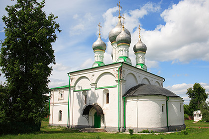 Солотчинский женский монастырь.