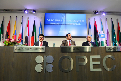ОПЕК отказалась снизить добычу нефти ради поддержания цен