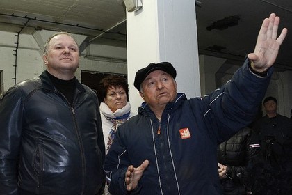 Губернатор Калиниградской области Николай Цуканов (слева) и Юрий Лужков