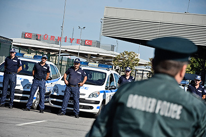 Болгарские пограничники на границе с Турцией