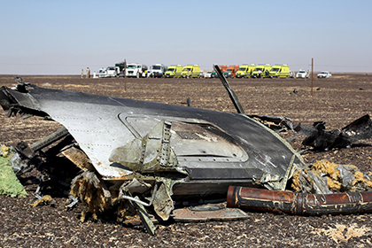 Фрагмент разбившегося на Синае самолета А321