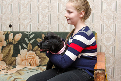 Путин подарил школьнице на Новый год щенка лабрадора 