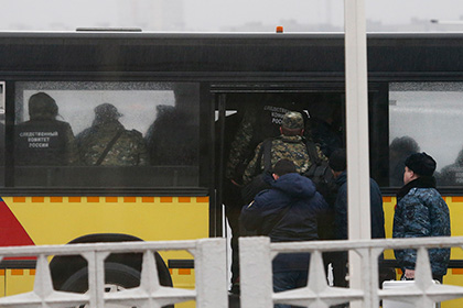 В МЧС сообщили о 700 спасателях на месте катастрофы под Ростовом-на-Дону