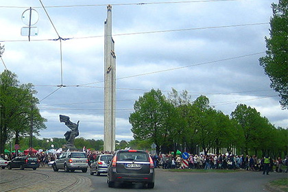 Неприязнь Латвии к советскому монументу объяснили языческим сознанием нации