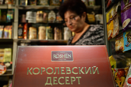 В ФТС подтвердили запрет на транзит украинских сладостей через Россию 