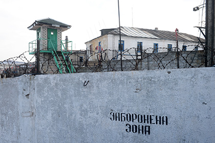 Из колонии под Киевом тюремщик сбежал от заключенных