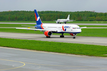 Пассажиры шесть часов прождали в самолете вылета из Сургута