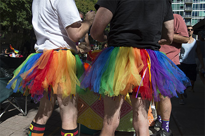 В трех городах Поволжья запретили гей-парады