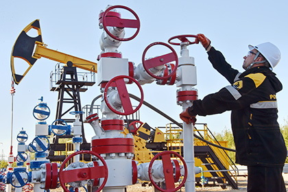 Нефть подорожала на фоне сообщений об участии России в заморозке добычи