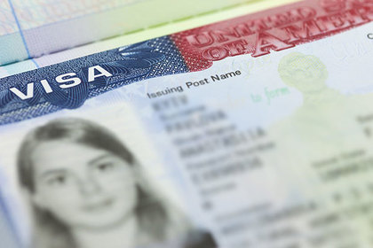 Эксперты признали трудности с получением виз в США до приостановки их выдачи