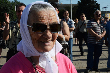 Сахалинская пенсионерка попыталась купить шпионские очки