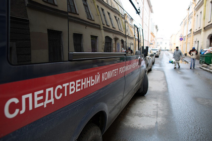 После романа со школьницей петербургский учитель покончил с собой