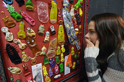 В российских школах предложили развить пропаганду использования презервативов