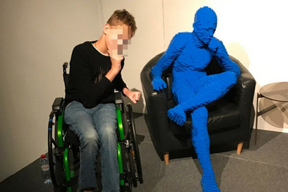 Ребенка с инвалидностью выгнали из кинотеатра в Петербурге по велению «хозяина»