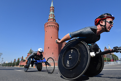 Российских паралимпийцев оденут в норвежскую форму