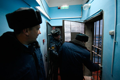 Тюремщики пожаловались на исламистов в российских колониях