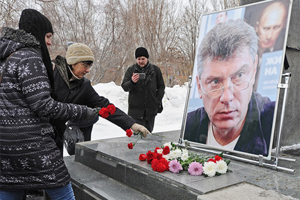 Власти Москвы решили увековечить Бориса Немцова