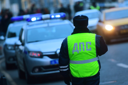 Инспекторов ГИБДД обстреляли из автомата в Петербурге