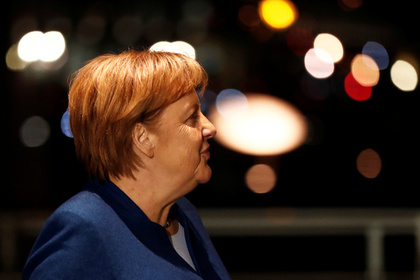 Прилетевшая обычным рейсом Меркель отужинала в обычном ресторане