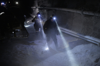 Российские спасатели выехали в ЛНР на аварию в угольной шахте
