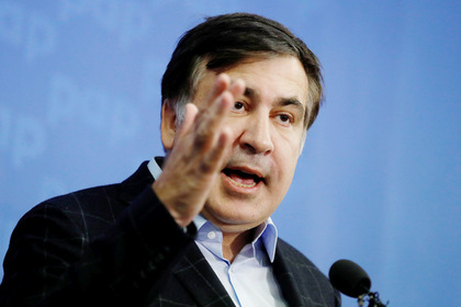 Саакашвили раскритиковал Порошенко за солдатские туалеты в Донбассе