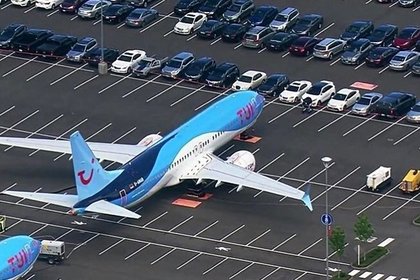 Boeing оставил самолеты на автопарковке