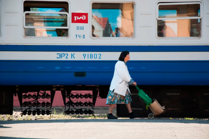 Пожилые россияне поедут на поездах за полцены