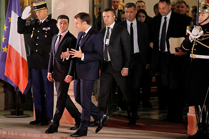 Украину обвинили в манипуляциях на переговорах в Париже