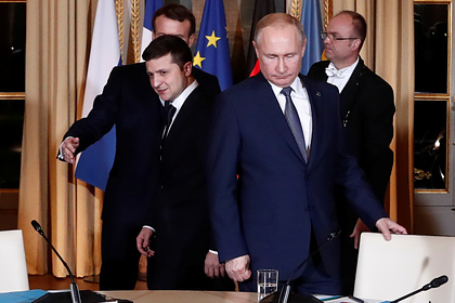 Владимир Зеленский и Владимир Путин на саммите «нормандской четверки» в Париже