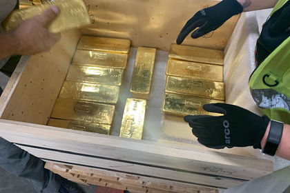 Золото подорожало до максимума впервые за семь лет из-за убийства Сулеймани
