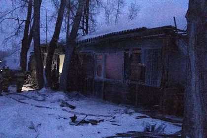 В крупном пожаре в российском поселке погибли десять человек