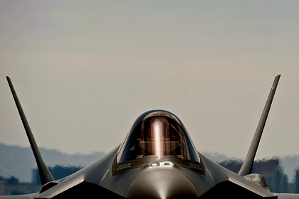 Подсчитана способность F-35 сбросить термоядерные бомбы на Россию
