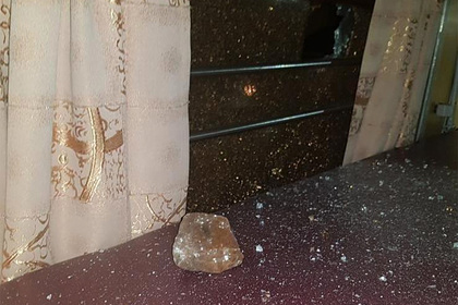 На Украине забросали камнями поезд в Москву