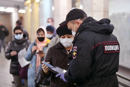 Оценена вероятность заразиться коронавирусом в очередях в московском метро