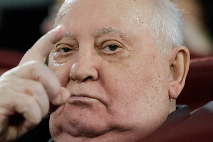 Горбачев призвал все страны сократить военные расходы из-за коронавируса