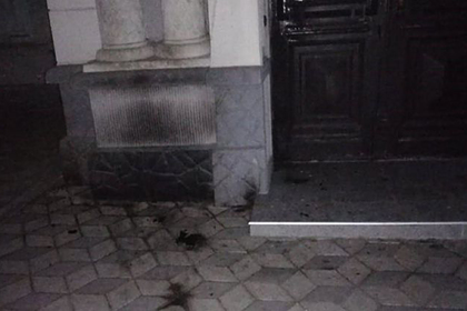 На Украине бросили коктейль Молотова в здание иудейской общины