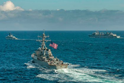 ВМС США показали корабли НАТО около границ России