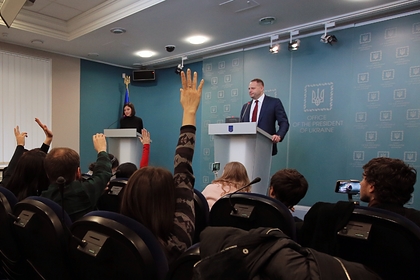 Киев придумал способ включить ЛНР и ДНР в переговоры