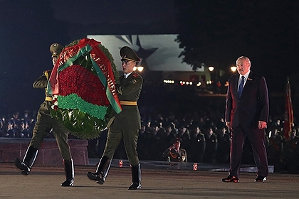 Лукашенко призвал игнорировать политических шарлатанов