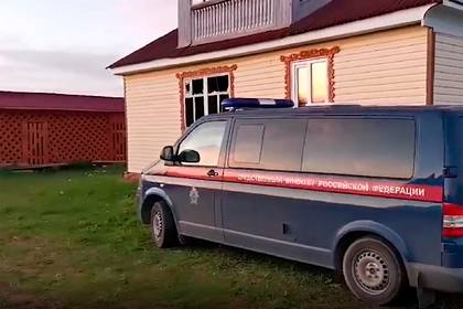 Убийца беременной россиянки и ее пятилетней дочери сбежал из отдела полиции