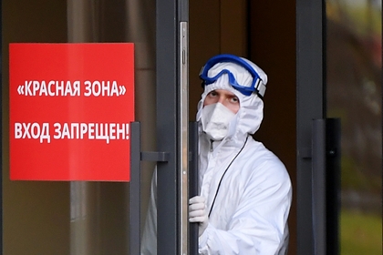 Вирусолог попросил россиян не искать у себя все симптомы коронавируса