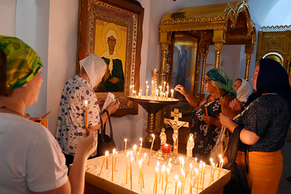 Патриарх Кирилл назвал долгом покупать свечи только у РПЦ