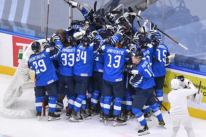 Сборная Финляндии по хоккею обыграла Швецию в четвертьфинале молодежного ЧМ